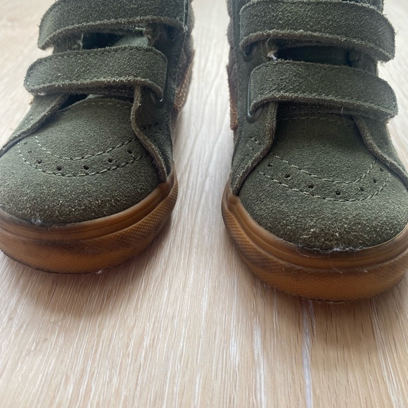 Toddler Vans - Picture 2 of 5